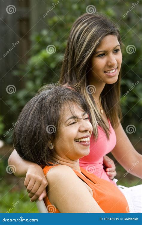 mom daughter interracial